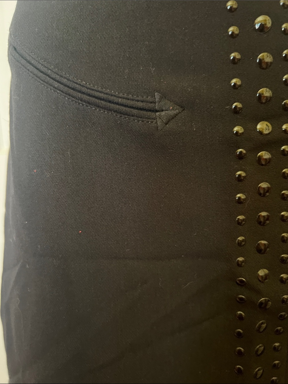 Ariat Black Mini Skirt with Studded Center Panel and Western faux Pockets Sz2 - Picture 4 of 10